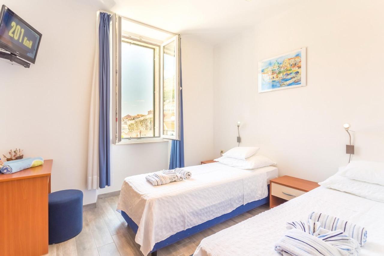 Apartment& Room Lukre / Apartment Lukre With Terrace ドゥブロブニク エクステリア 写真